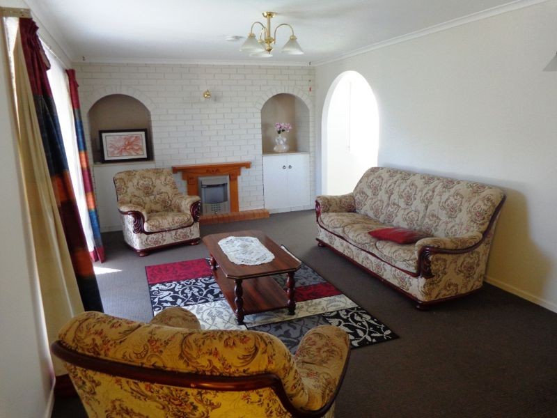 20 Muir Street, Harlaxton QLD 4350