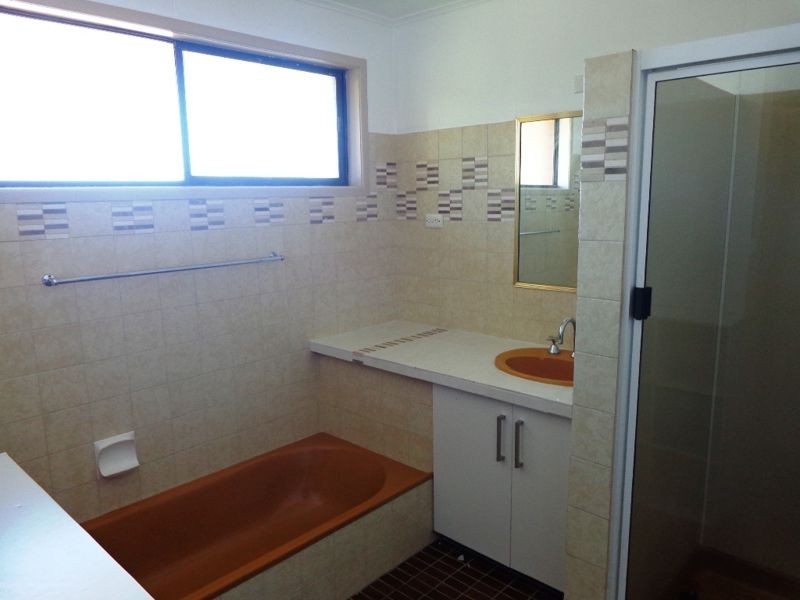 20 Muir Street, Harlaxton QLD 4350