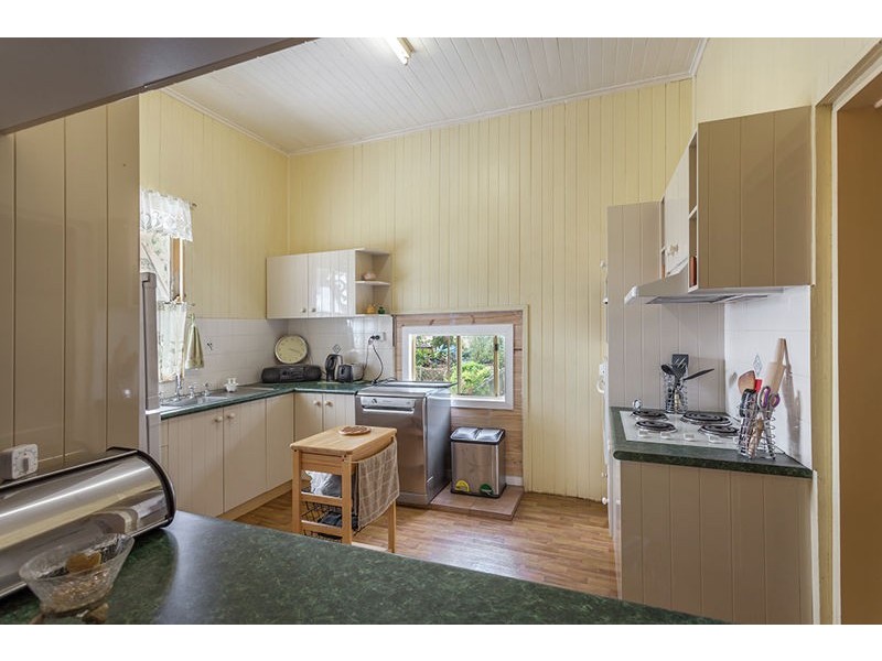 3 Chamberlain Street, North Toowoomba QLD 4350