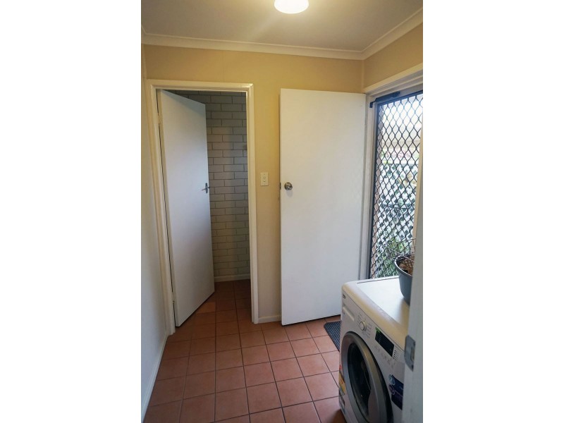 2/9 Lovejoy Court, Kearneys Spring QLD 4350