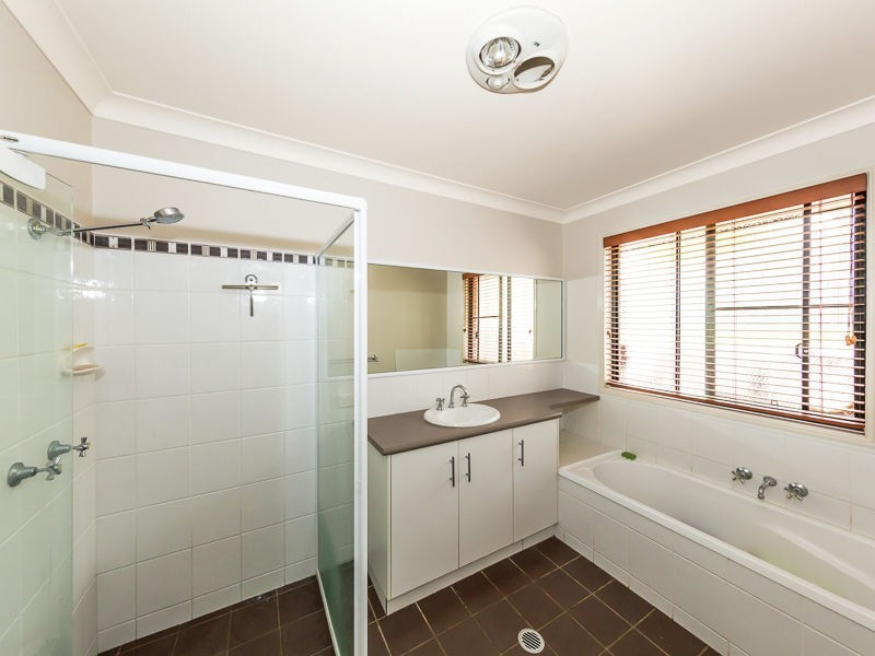 30 Willowburn Drive, Rockville QLD 4350