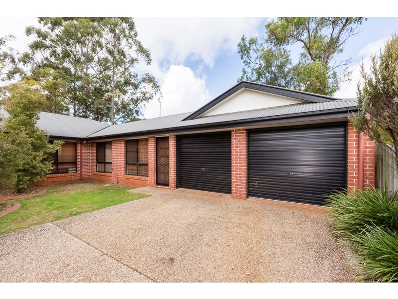 30 Willowburn Drive, Rockville QLD 4350