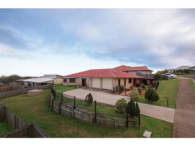 19 McShane Drive, Mount Kynoch QLD 4350