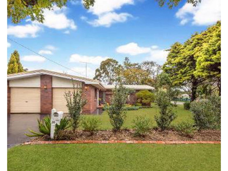 30 Lotus Crescent, Centenary Heights QLD 4350