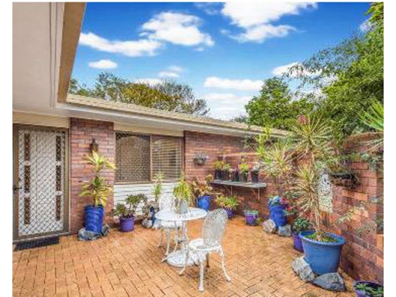 30 Lotus Crescent, Centenary Heights QLD 4350