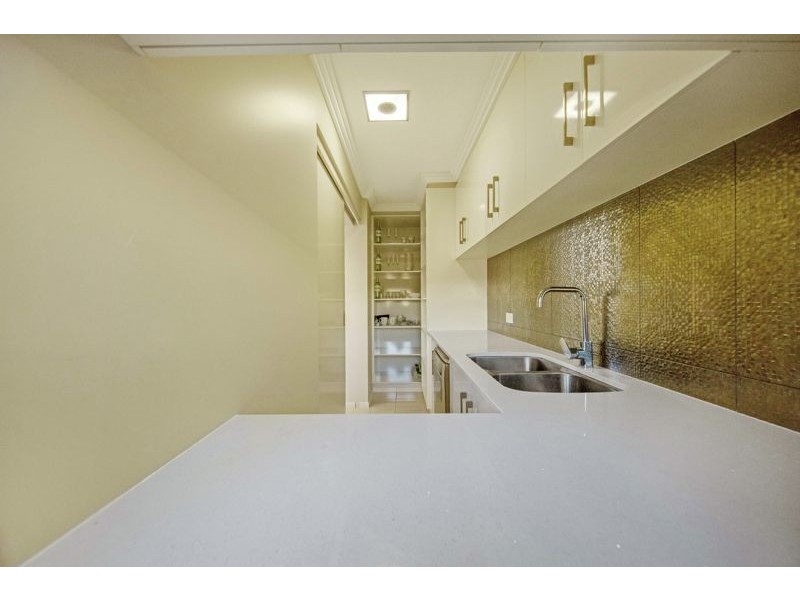 226 Spring Street, Middle Ridge QLD 4350