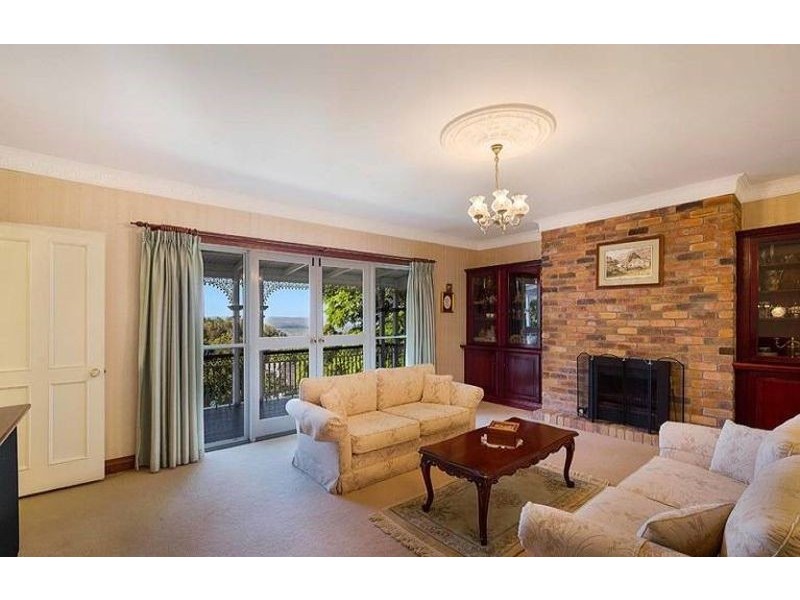 3a Macqueen Street, Mount Lofty QLD 4350