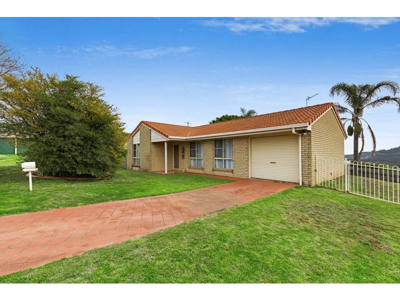 18 Batch Court, Harristown QLD 4350