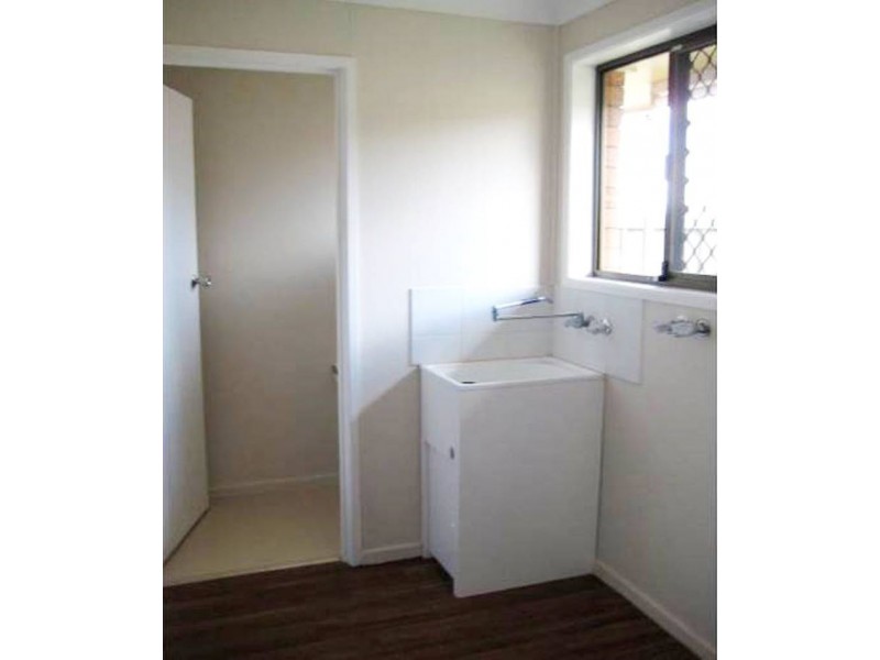 2/257 North Street, Wilsonton QLD 4350