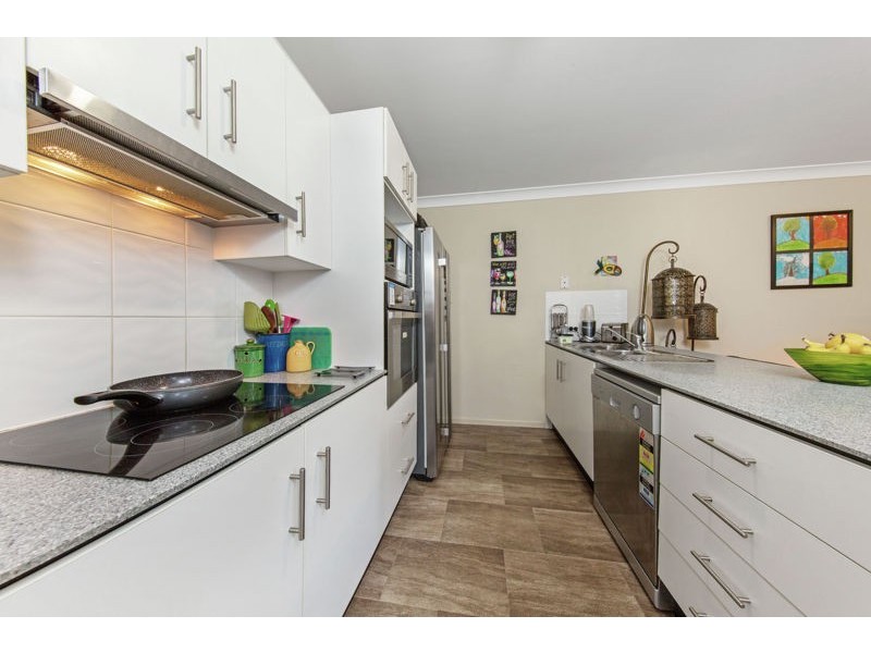 2/52 Tara Street, Wilsonton QLD 4350