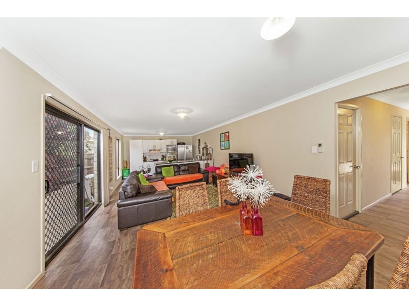 52 Tara Street, Wilsonton QLD 4350