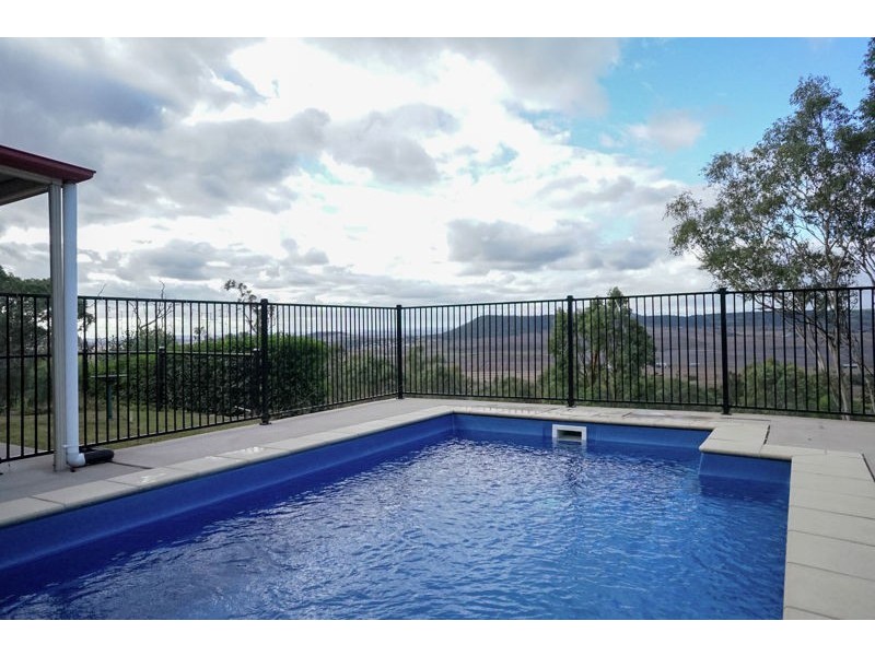 5 Linora Drive, Gowrie Mountain QLD 4350