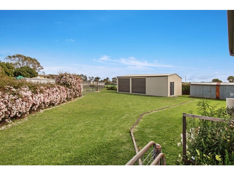 5 Janet Court, Wilsonton QLD 4350