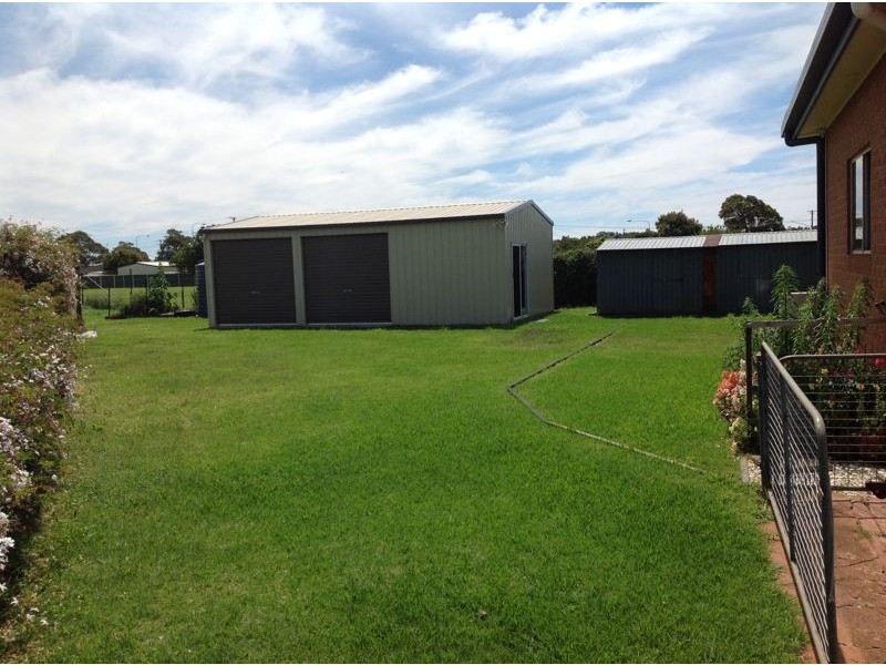 5 Janet Court, Wilsonton QLD 4350