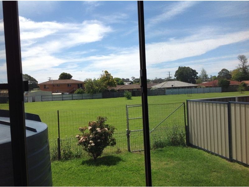 5 Janet Court, Wilsonton QLD 4350
