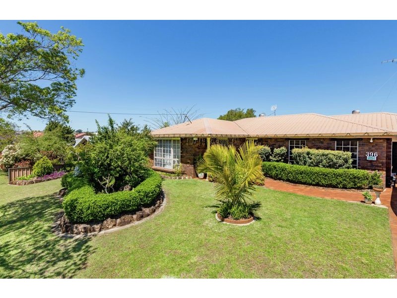 Kearneys Spring QLD 4350