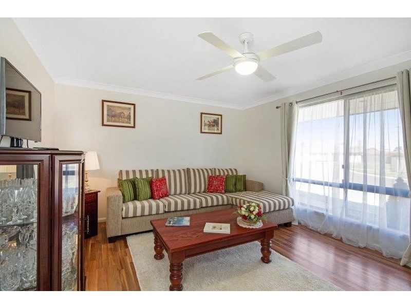 13 Oliver St, Highfields QLD 4352