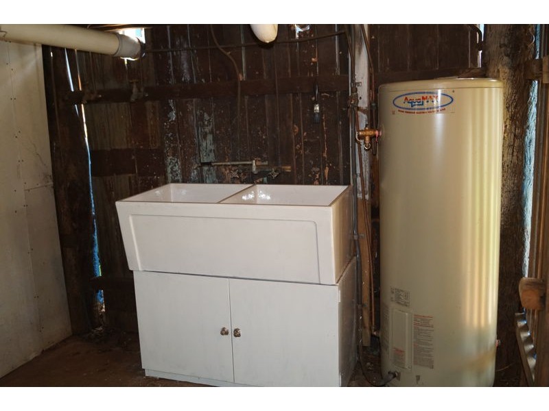 27 Pottinger St, Newtown QLD 4350