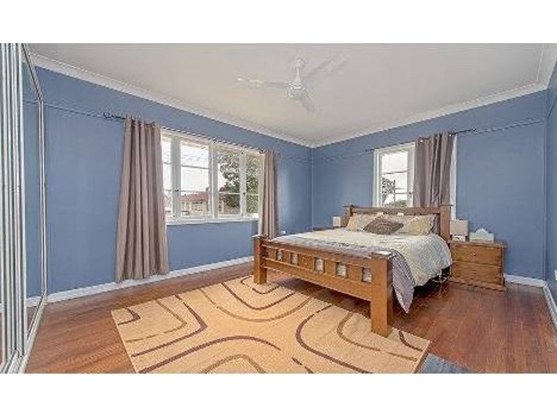 22 Clairmont Street, Newtown QLD 4350