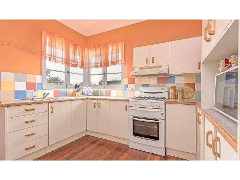 22 Clairmont Street, Newtown QLD 4350