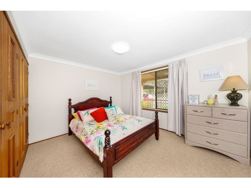 40 Hinkler Crescent, Wilsonton QLD 4350