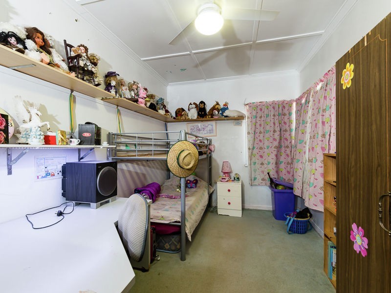 3 Derwak Street, Harristown QLD 4350