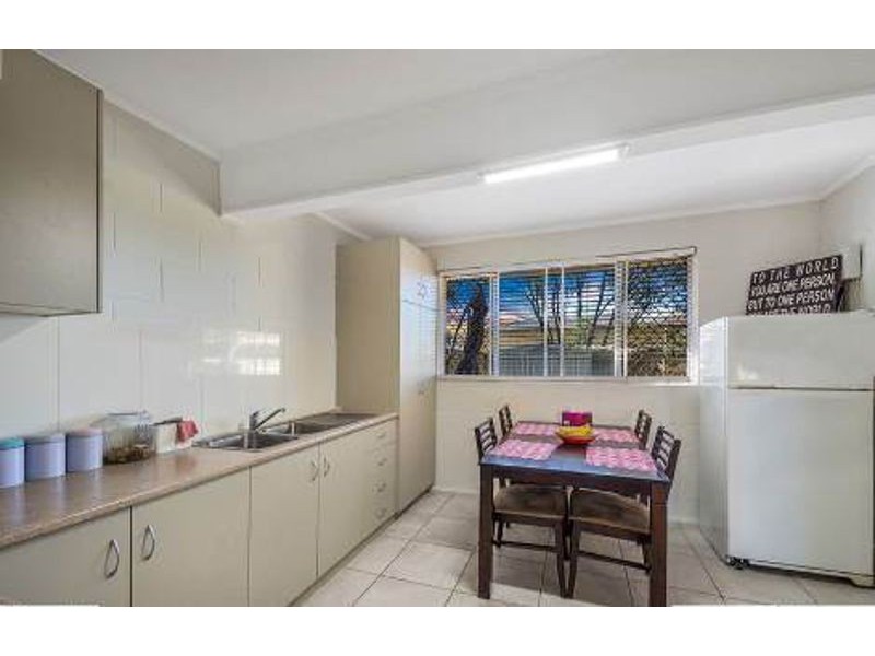 1/329 Hume Street, South Toowoomba QLD 4350