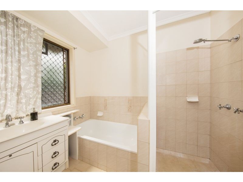 Centenary Heights QLD 4350