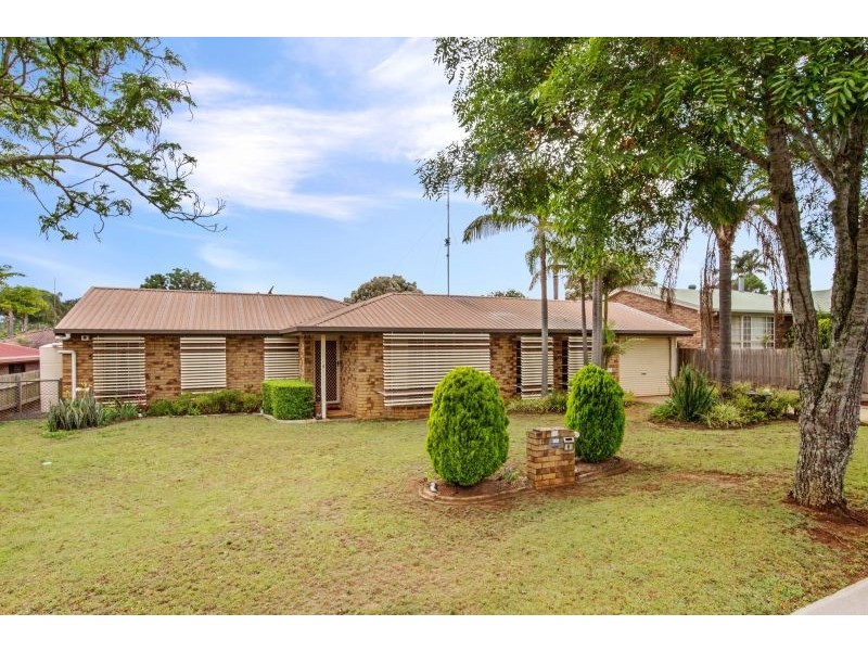 6 Millicent Court, Centenary Heights QLD 4350