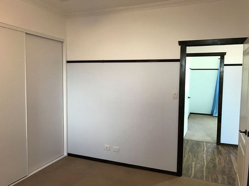 247 Campbell Street, Newtown QLD 4350