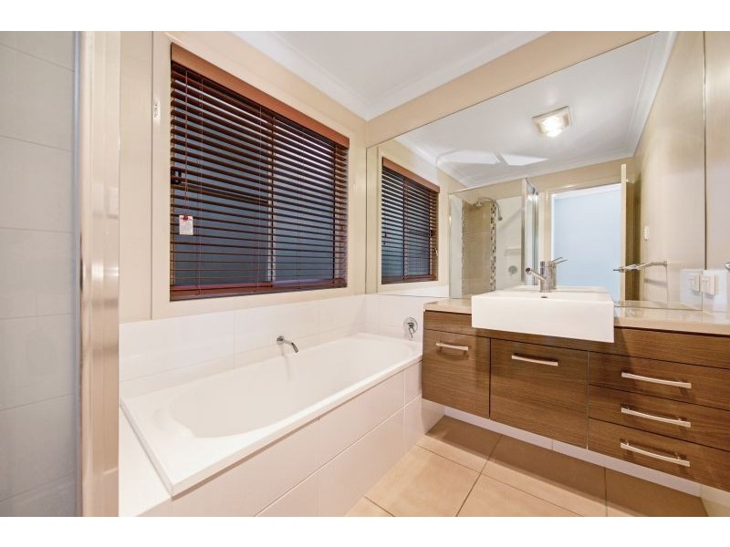 4/92 Perth Street, South Toowoomba QLD 4350