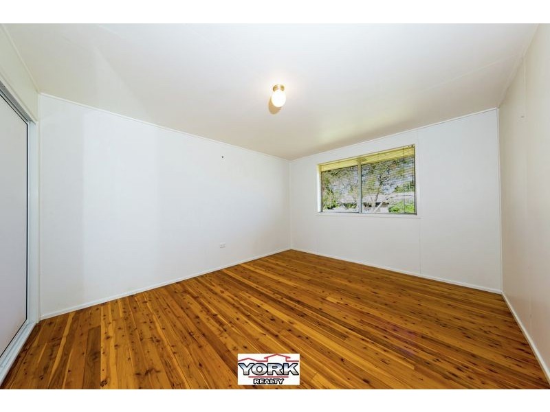 17 Podd Street, Wilsonton QLD 4350