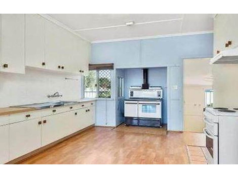 7 Kowald St, Harristown QLD 4350