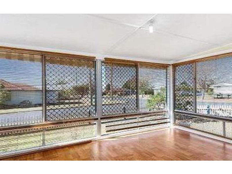 7 Kowald St, Harristown QLD 4350