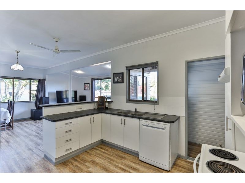 22 Beelbee Street, Harristown QLD 4350