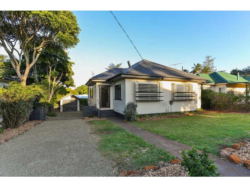 22 Beelbee Street, Harristown QLD 4350