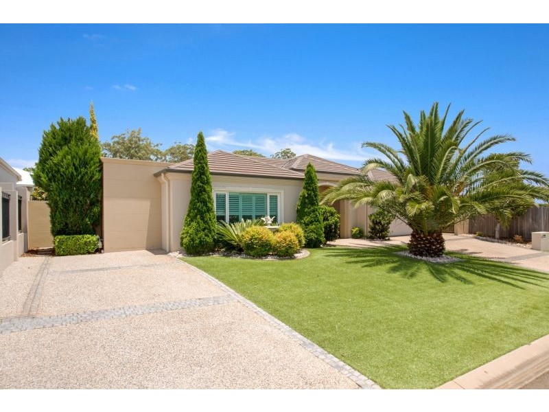 19 Saba Court, Middle Ridge QLD 4350