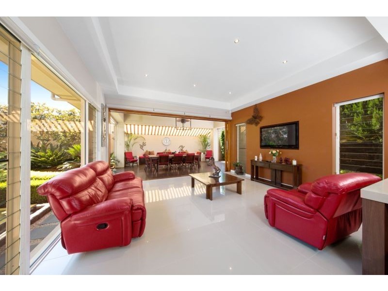19 Saba Court, Middle Ridge QLD 4350