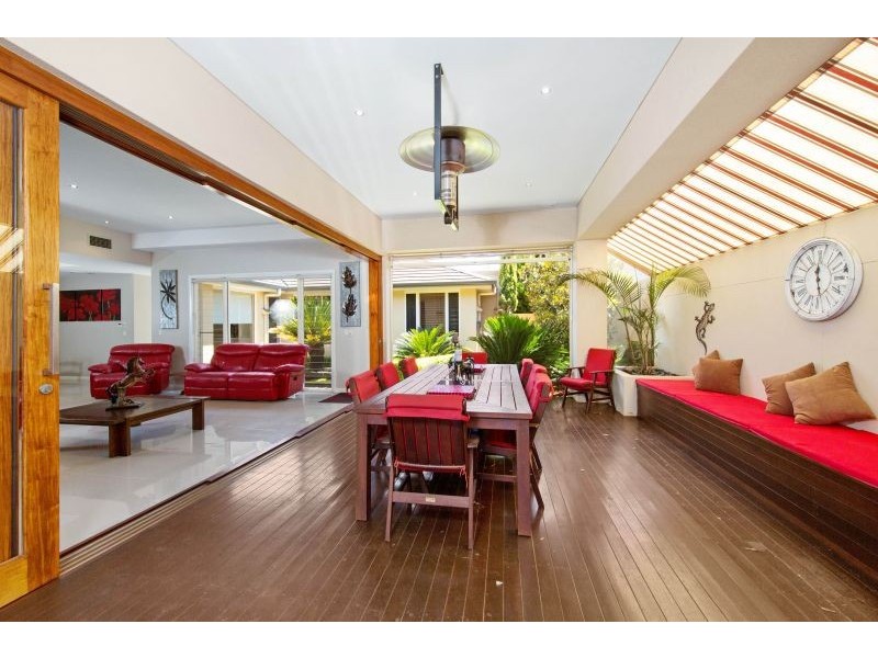 19 Saba Court, Middle Ridge QLD 4350