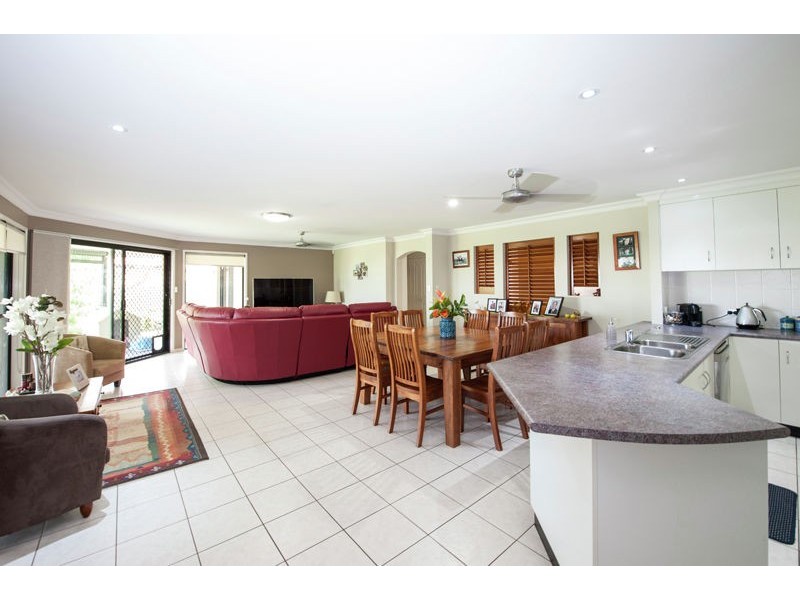7 Jake Court, Middle Ridge QLD 4350