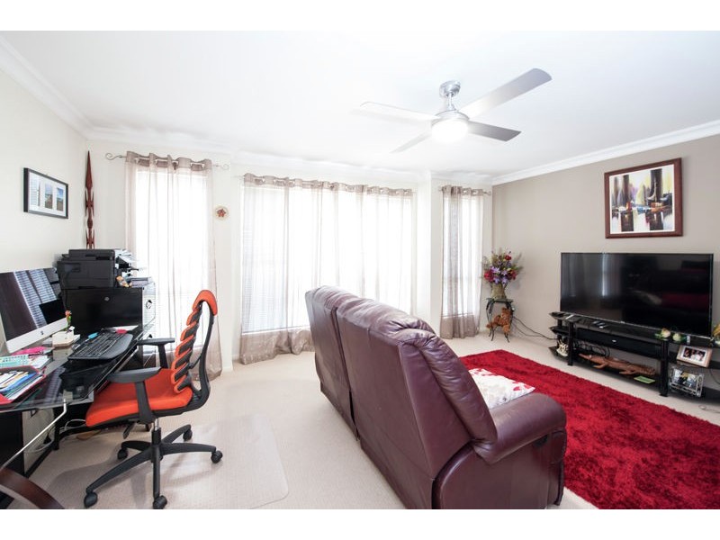 7 Jake Court, Middle Ridge QLD 4350