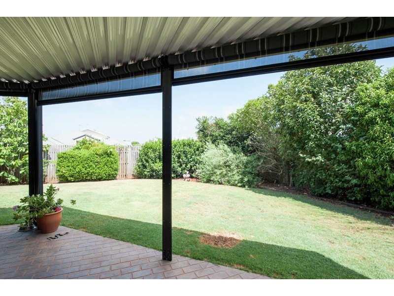 7 Jake Court, Middle Ridge QLD 4350