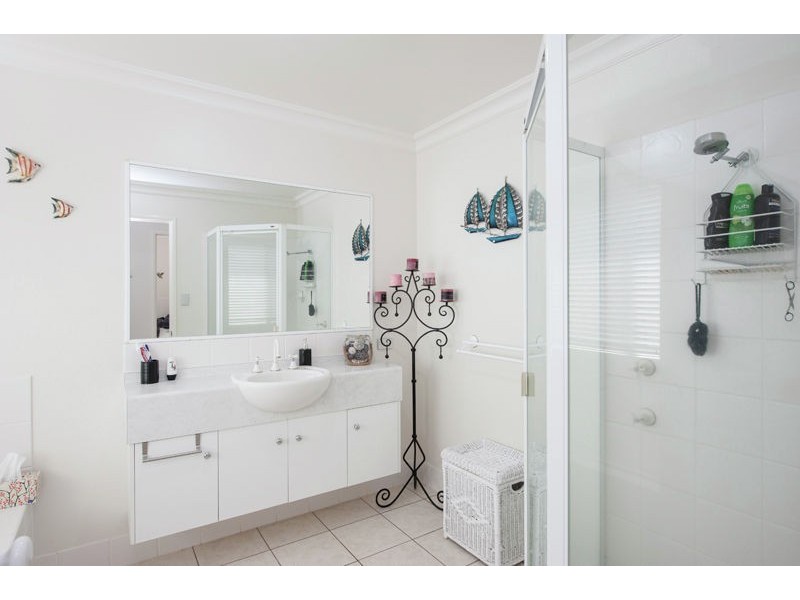 7 Jake Court, Middle Ridge QLD 4350