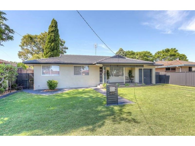 28 Merino Street, Harristown QLD 4350