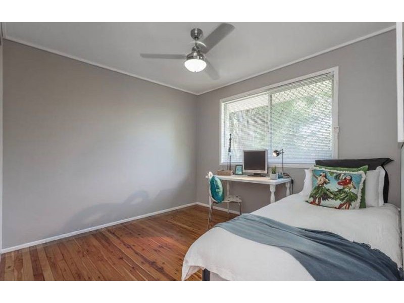 28 Merino Street, Harristown QLD 4350