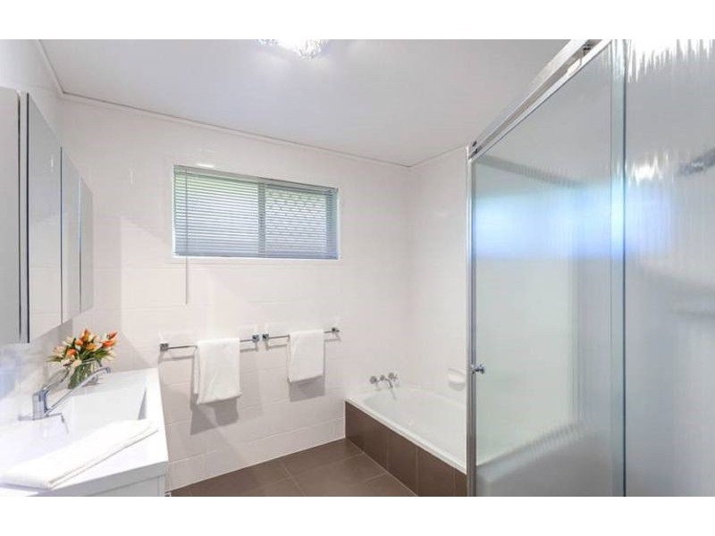 28 Merino Street, Harristown QLD 4350