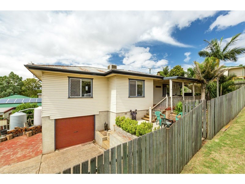 84 Vanity Street, Rockville QLD 4350