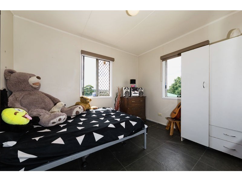 84 Vanity Street, Rockville QLD 4350