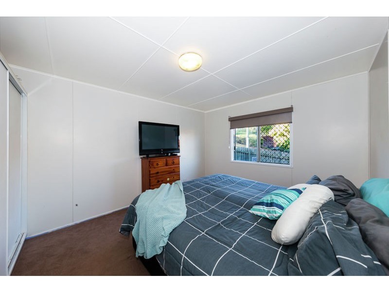 84 Vanity Street, Rockville QLD 4350