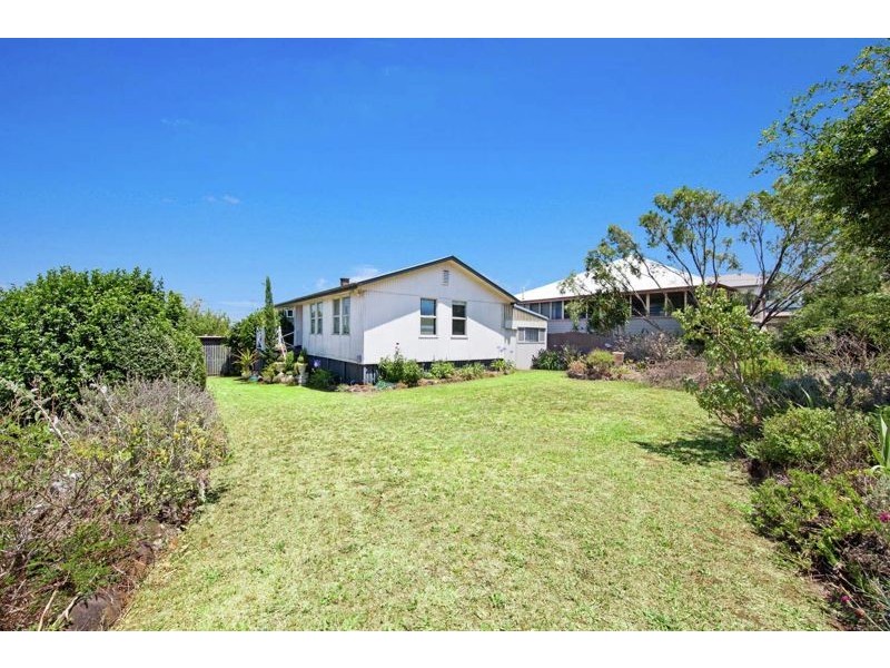 15 O’Brien Street, Harlaxton QLD 4350